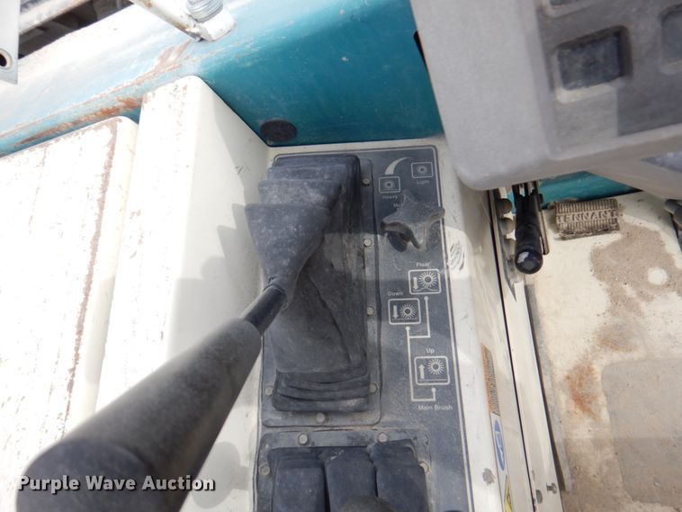 image for item IH9228 Tennant 355  sweeper