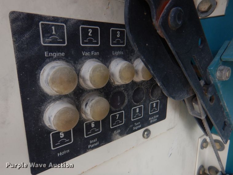 image for item IH9228 Tennant 355  sweeper