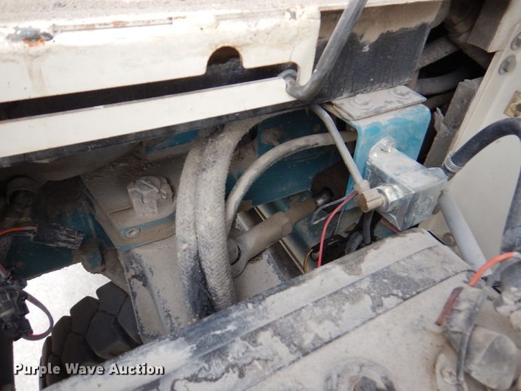 image for item IH9228 Tennant 355  sweeper