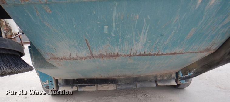 image for item IH9228 Tennant 355  sweeper