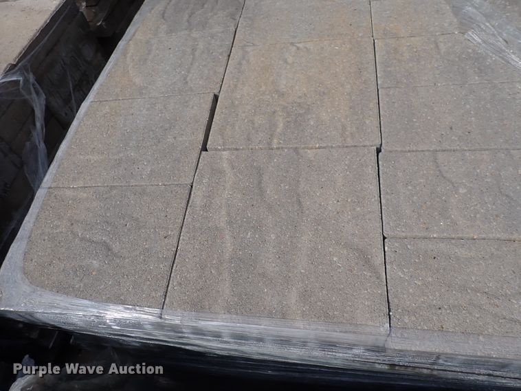image for item IH9692 552 square feet of Catalina slate three piece pavers