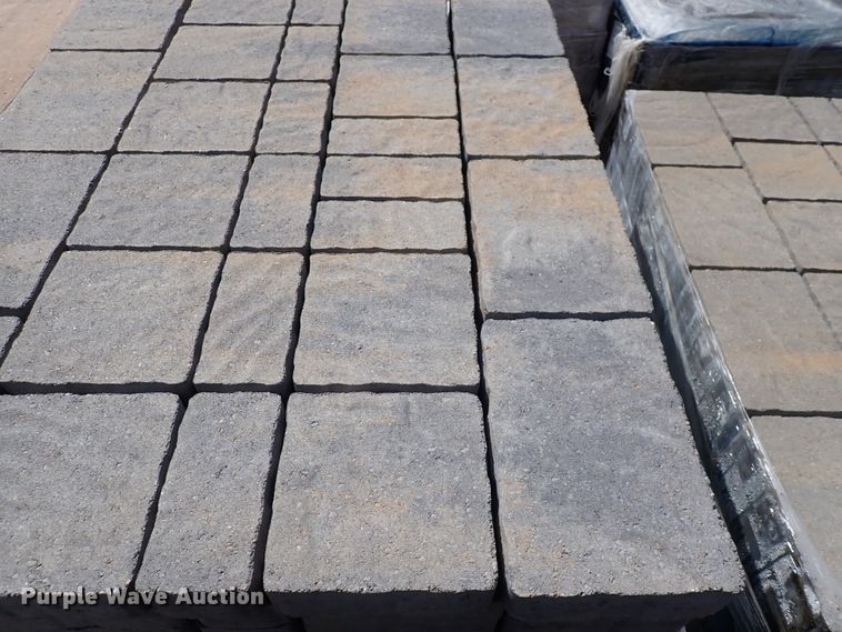image for item IH9694 615 square feet of 60mm Urbana three piece pavers
