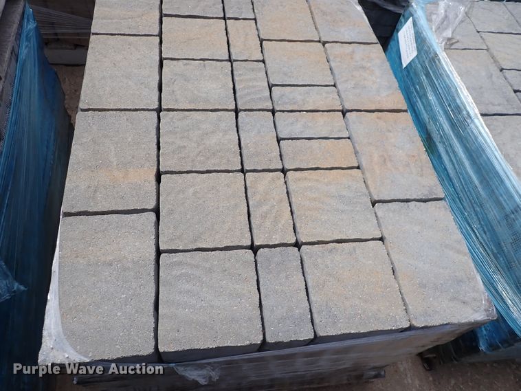 image for item IH9694 615 square feet of 60mm Urbana three piece pavers