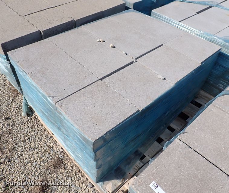 image for item IH9724 (1,463) 12" x 12" x 4" normal weight pavers