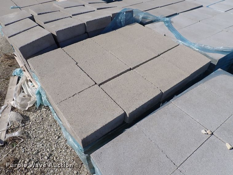 image for item IH9724 (1,463) 12" x 12" x 4" normal weight pavers