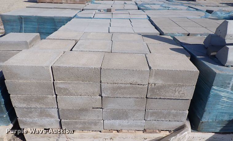 image for item IH9724 (1,463) 12" x 12" x 4" normal weight pavers