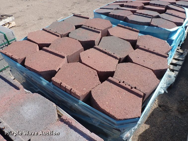 image for item IH9731 (772) garden wall anchor blocks