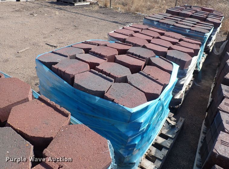 image for item IH9731 (772) garden wall anchor blocks