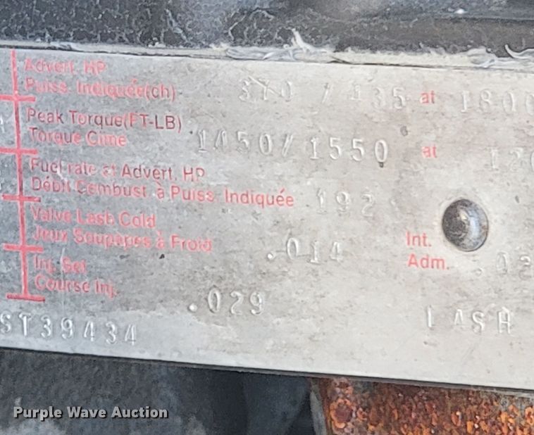 image for item JE9978 1999 International Navistar 9100  semi truck