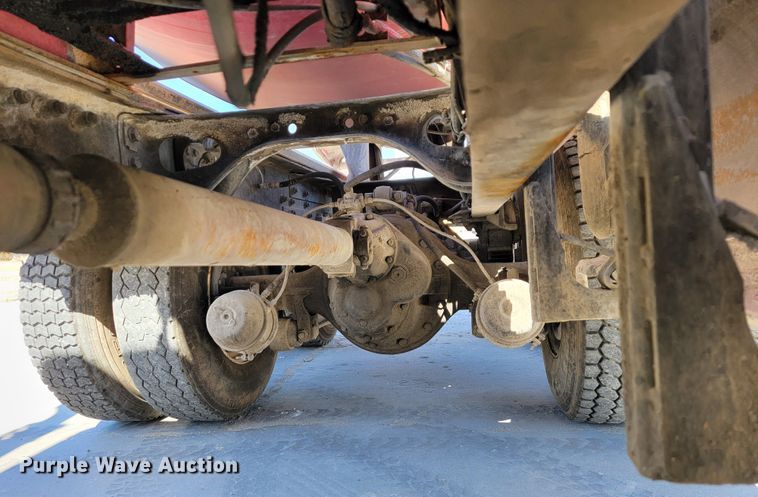 image for item JE9980 1998 International 2554  ready mix truck