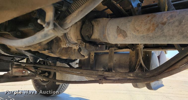 image for item JE9980 1998 International 2554  ready mix truck