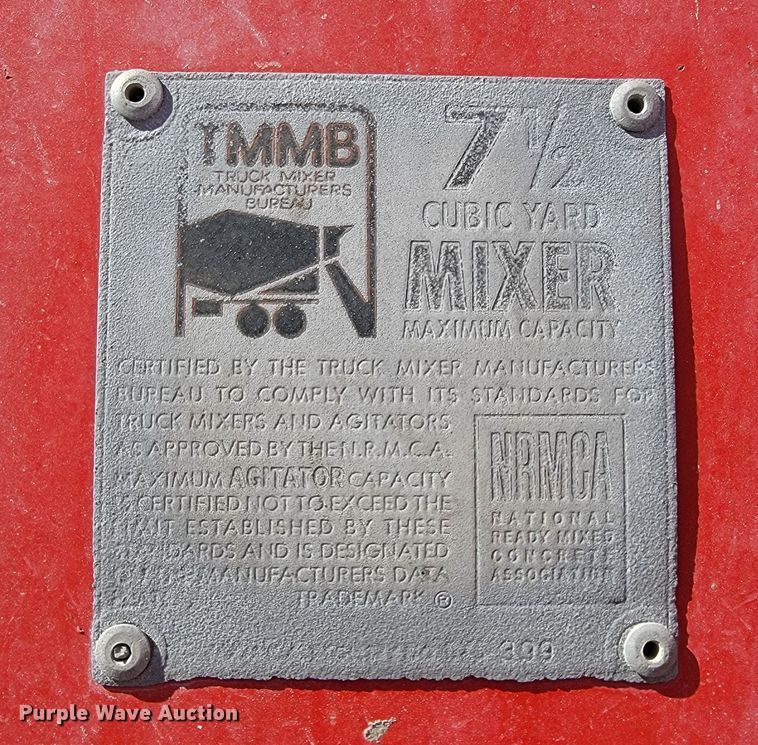 image for item JE9980 1998 International 2554  ready mix truck