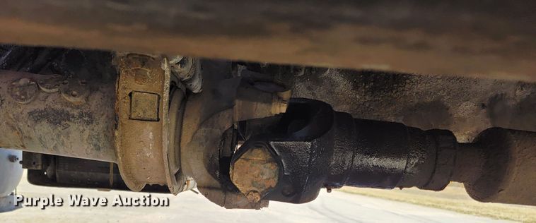 image for item JE9981 1998 International 2554  ready mix truck