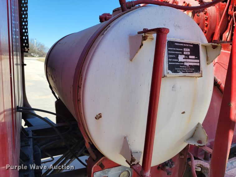 image for item JE9981 1998 International 2554  ready mix truck