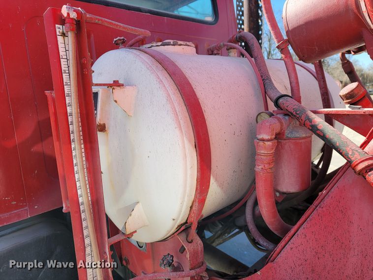 image for item JE9981 1998 International 2554  ready mix truck