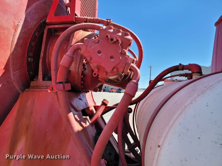 image for item JE9981 1998 International 2554  ready mix truck