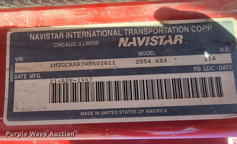 image for item JE9981 1998 International 2554  ready mix truck