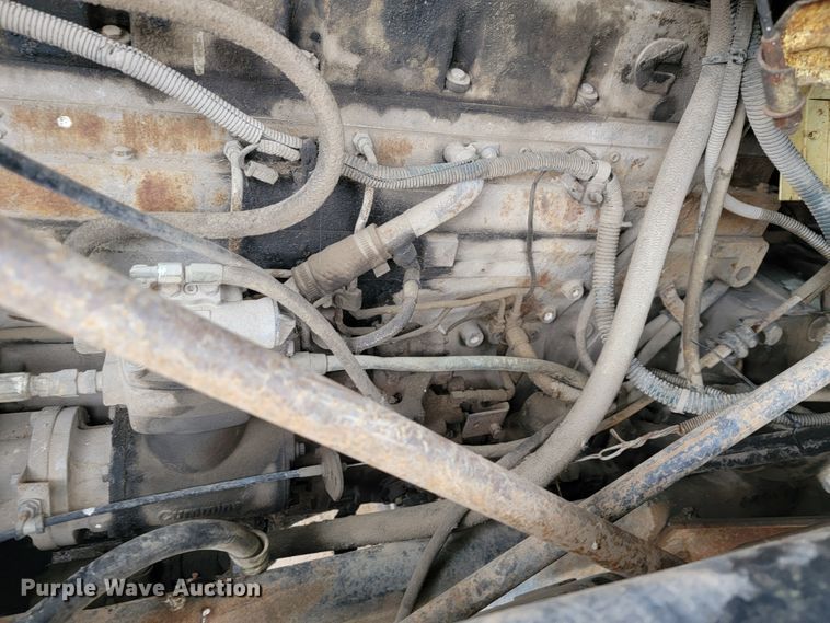 image for item JE9986 1985 International F5070 tow truck