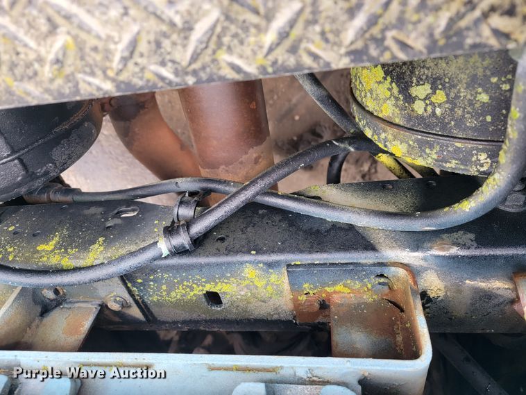 image for item JE9986 1985 International F5070 tow truck