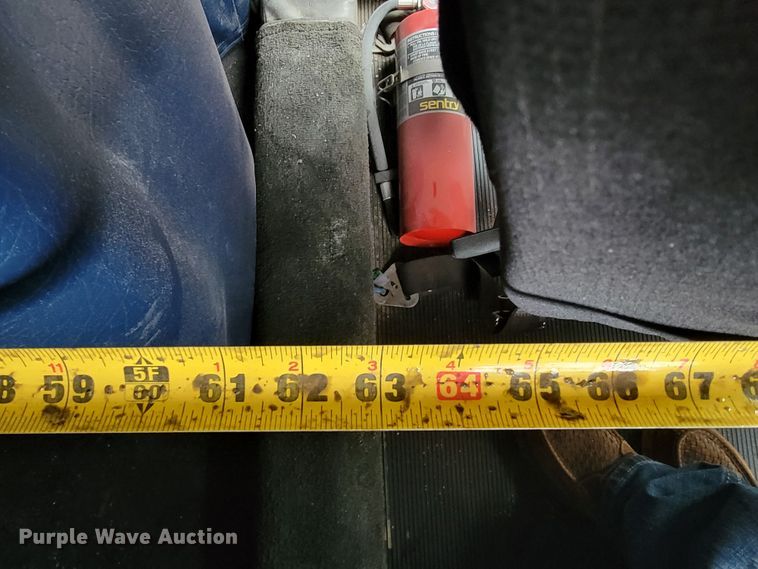 image for item JE9988 2009 Peterbilt 388  semi truck