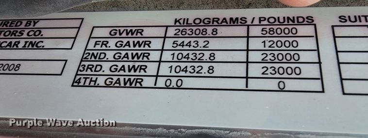 image for item JE9988 2009 Peterbilt 388  semi truck