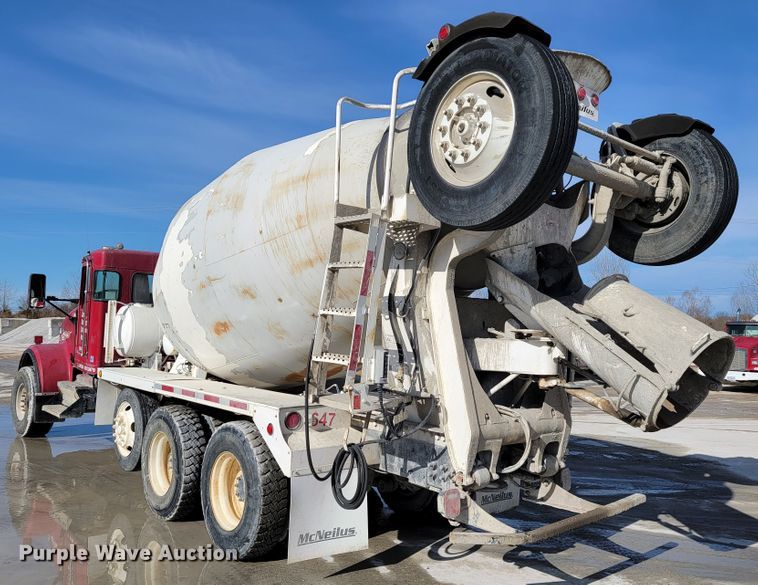 image for item JF9007 2001 Kenworth W900  ready mix truck