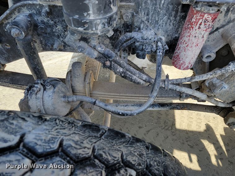 image for item JF9007 2001 Kenworth W900  ready mix truck