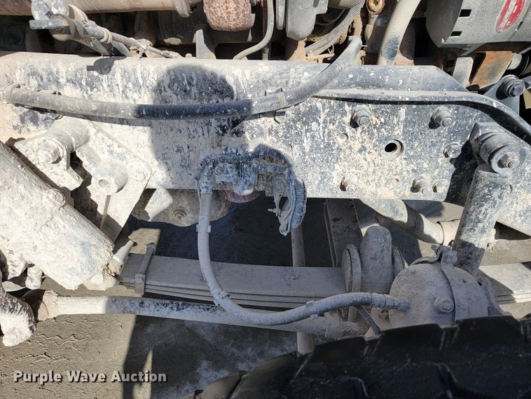 image for item JF9007 2001 Kenworth W900  ready mix truck