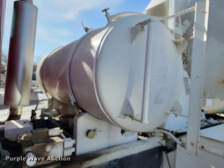 image for item JF9007 2001 Kenworth W900  ready mix truck