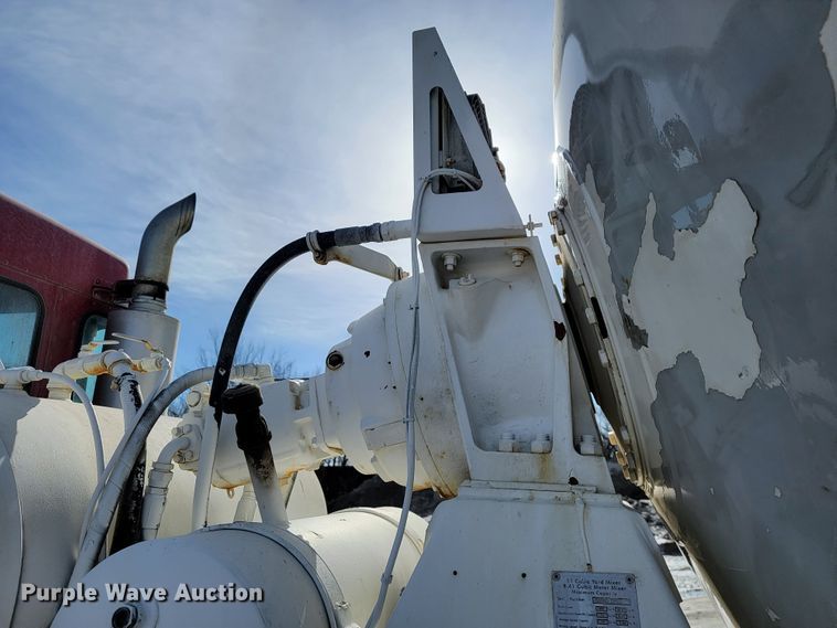 image for item JF9007 2001 Kenworth W900  ready mix truck