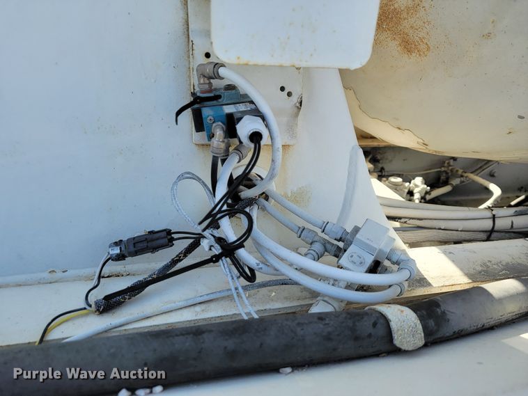 image for item JF9007 2001 Kenworth W900  ready mix truck