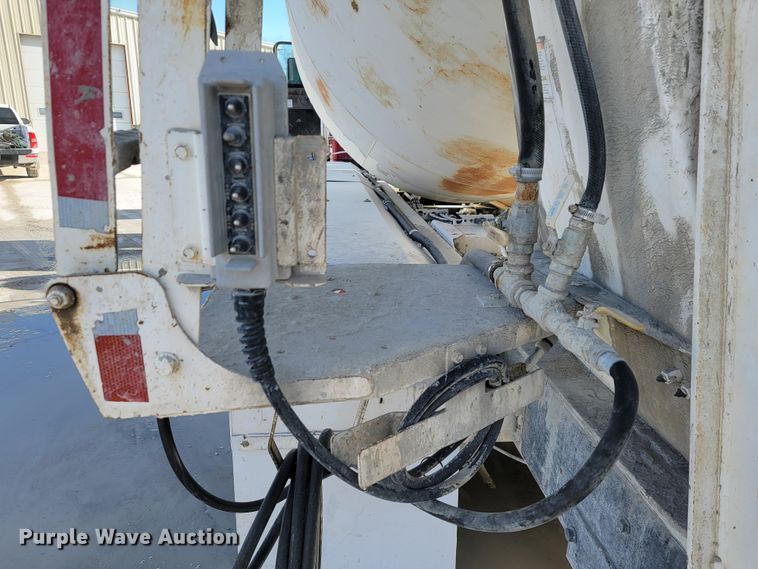 image for item JF9007 2001 Kenworth W900  ready mix truck