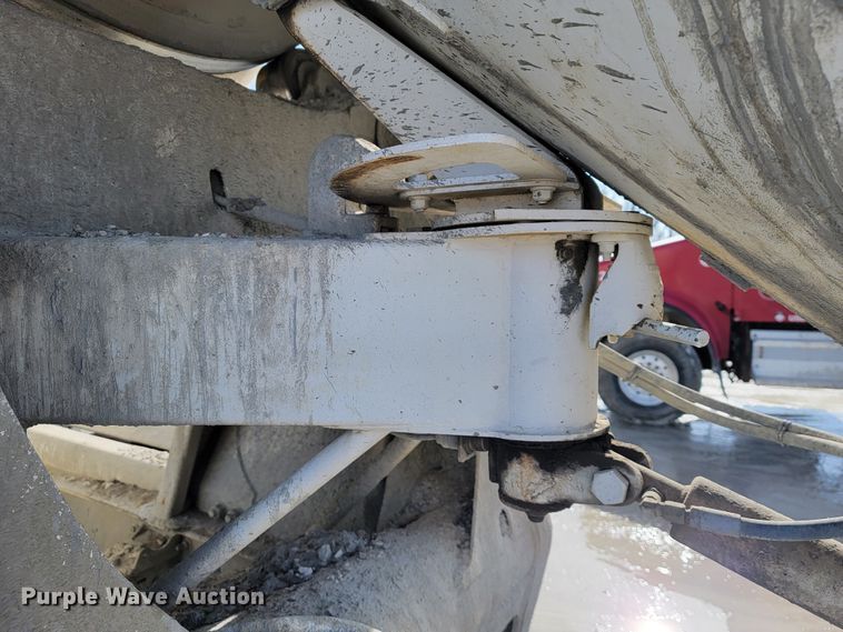 image for item JF9007 2001 Kenworth W900  ready mix truck