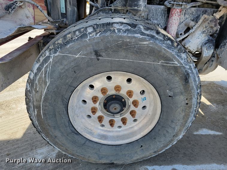 image for item JF9007 2001 Kenworth W900  ready mix truck