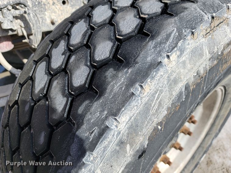 image for item JF9007 2001 Kenworth W900  ready mix truck