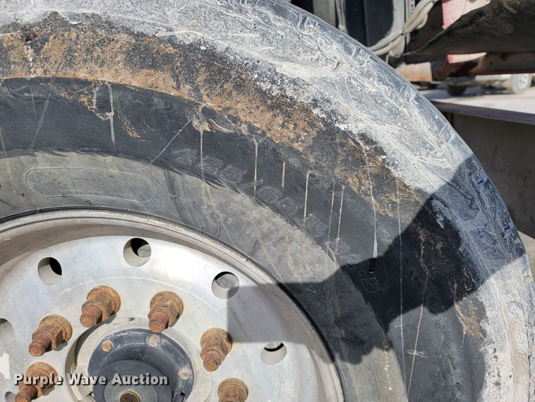 image for item JF9007 2001 Kenworth W900  ready mix truck