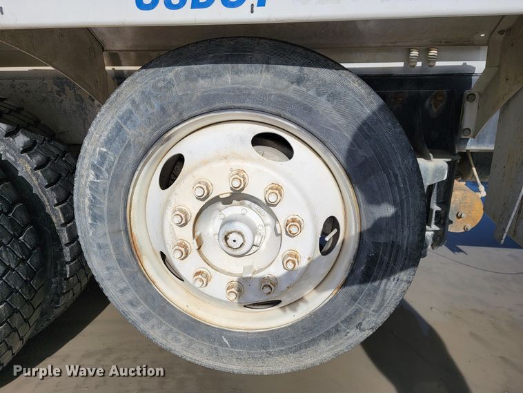 image for item JF9007 2001 Kenworth W900  ready mix truck