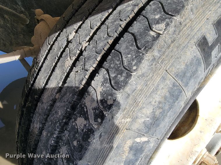 image for item JF9007 2001 Kenworth W900  ready mix truck