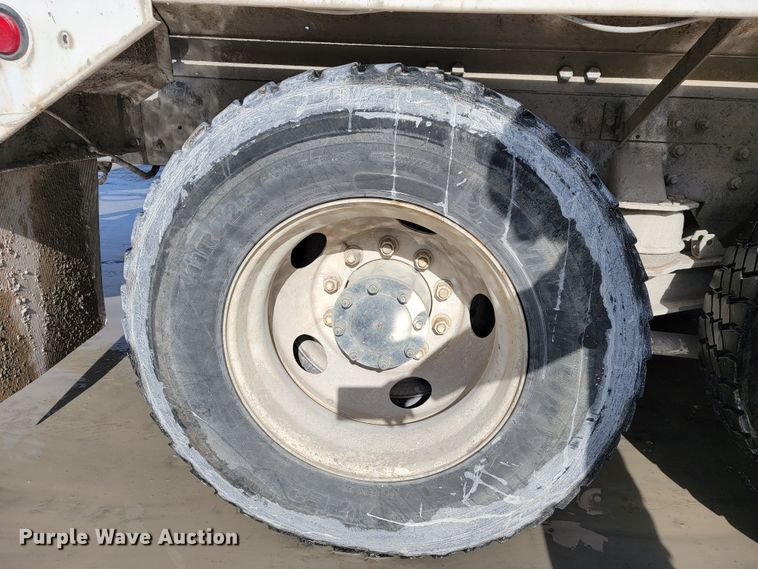 image for item JF9007 2001 Kenworth W900  ready mix truck