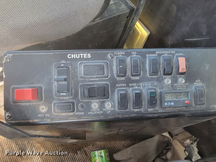 image for item JF9008 2007 Kenworth W900B  ready mix truck