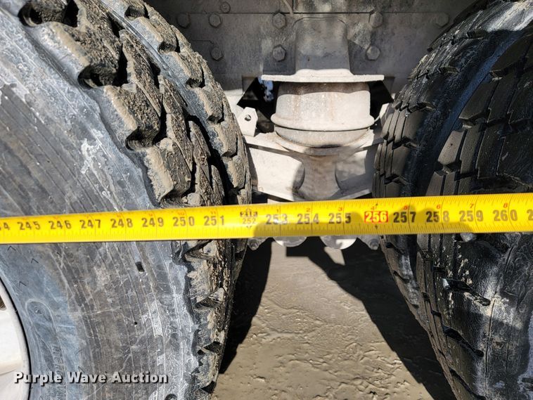 image for item JF9008 2007 Kenworth W900B  ready mix truck