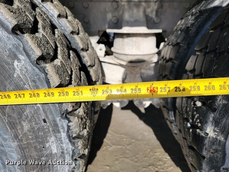 image for item JF9008 2007 Kenworth W900B  ready mix truck