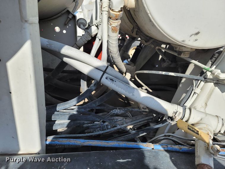 image for item JF9008 2007 Kenworth W900B  ready mix truck