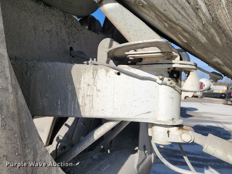 image for item JF9008 2007 Kenworth W900B  ready mix truck