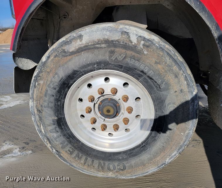 image for item JF9008 2007 Kenworth W900B  ready mix truck