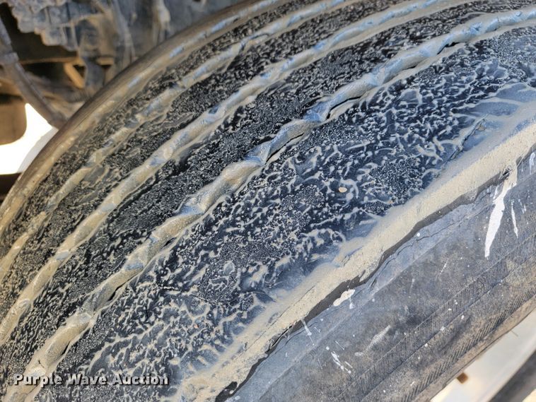 image for item JF9008 2007 Kenworth W900B  ready mix truck