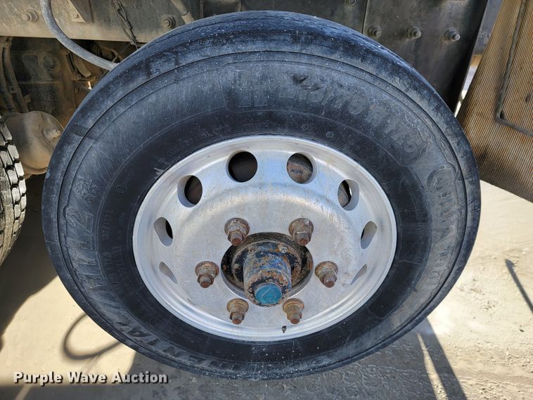 image for item JF9008 2007 Kenworth W900B  ready mix truck