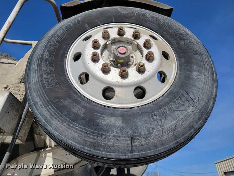 image for item JF9008 2007 Kenworth W900B  ready mix truck