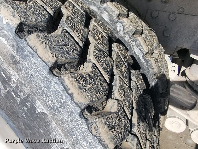 image for item JF9008 2007 Kenworth W900B  ready mix truck