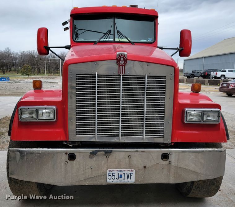 image for item JF9010 2007 Kenworth W900  ready mix truck